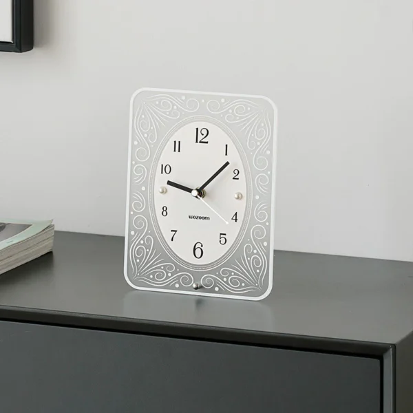 sg-11134201-822xy-mob8vh7bnmdr06 Vintage Ornamental Silent Analog Desk Clock
