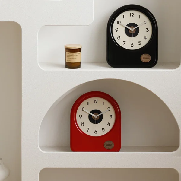 Minimalist Retro Silent Analog Desk Clock