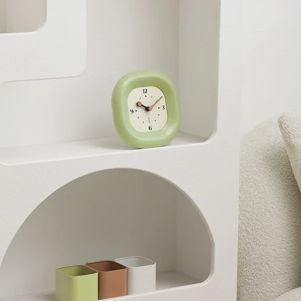 Minimalist Silent Analog Desk Clock